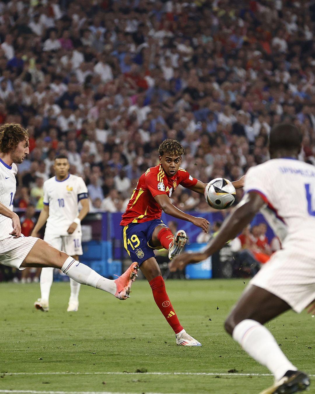 法甲:里昂2-1战胜蒙彼利埃,队长终场破门逆转成功的简单介绍 法甲:里昂2-1战胜蒙彼利埃,队长终场破门逆转成功的简单介绍