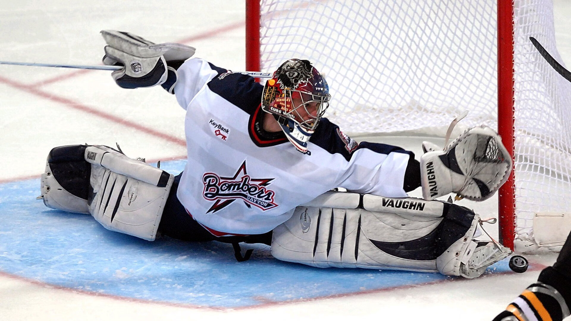 UFC中国女将再下一城，完成跻身世界前十目标，中国ufc女子选手名单