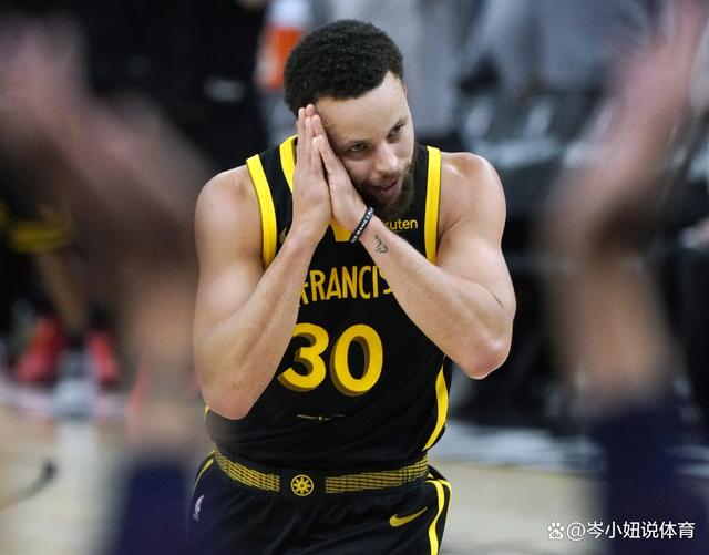 包含乐鱼体育:斯蒂芬·库里三分球破纪录:历史性时刻!的词条 包含乐鱼体育:斯蒂芬·库里三分球破纪录:历史性时刻!的词条