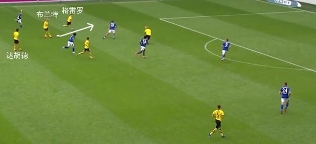 乐鱼体育：意甲雷吉纳的防守反击战术解析